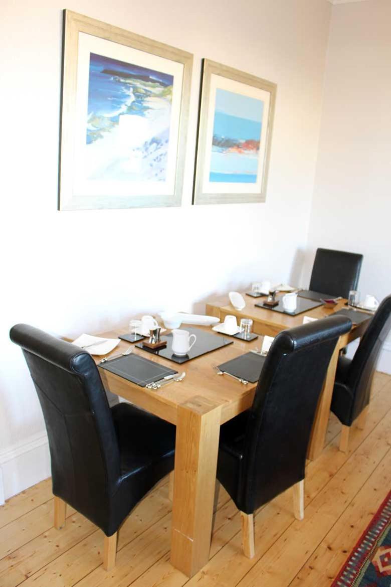 אינברנס Invernevis Bed And Breakfast מראה חיצוני תמונה